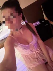 Escort Model for Sex – Photos Leona