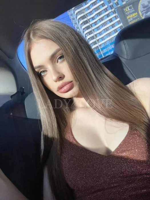 Escort Model photos Alexandra