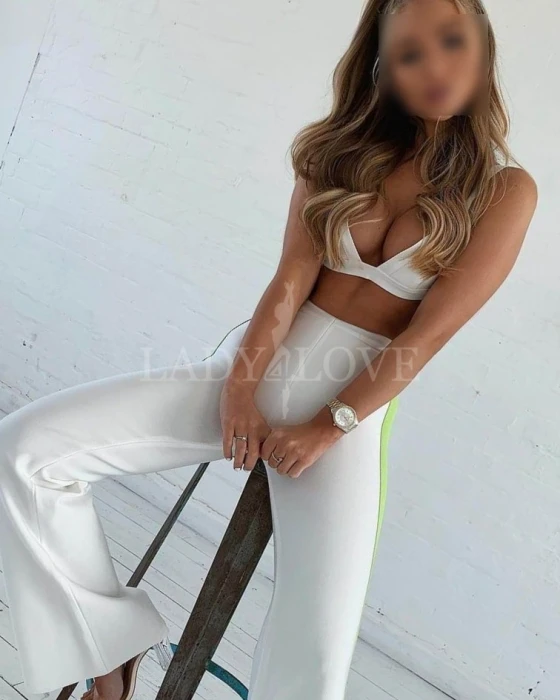 Escort Model photos Zlata