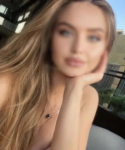 Holka na sex AMALIA – Česko