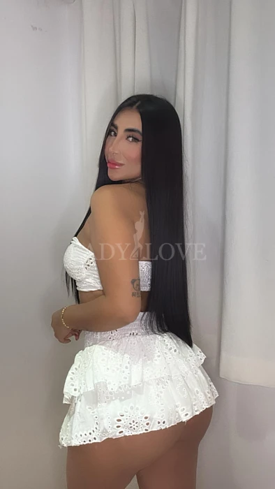 Escort Model photos Selene
