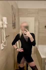 Escort Model for Sex – Photos Julia