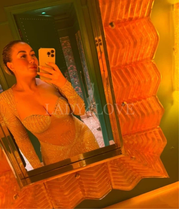 Фотографии – эскорт-модель для секса Sara