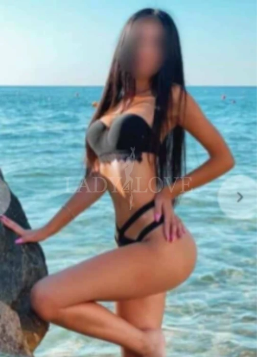 Фотографии – эскорт-модель для секса Adel