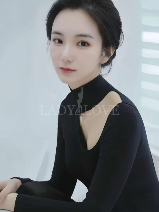 Фотографии – эскорт-модель для секса Sunny Lai