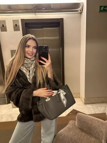 Эскорт-модель для секса Eva