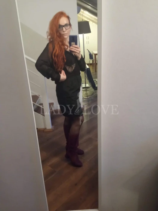 Fotky – Holka na sex Nymfomanka Natalie