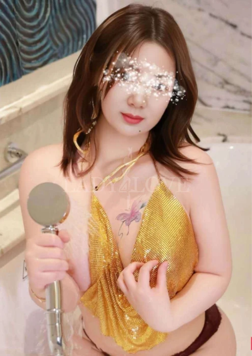 Escort Model photos Mi mi