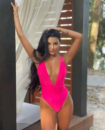 Escort Model for Sex Emily Photos