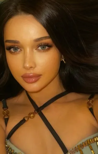 Эскорт-модель для секса Ariana