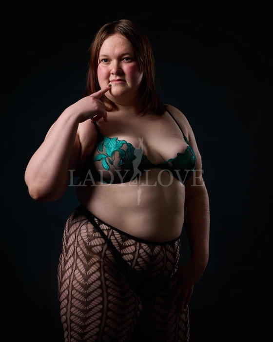 Escort Model photos Venus