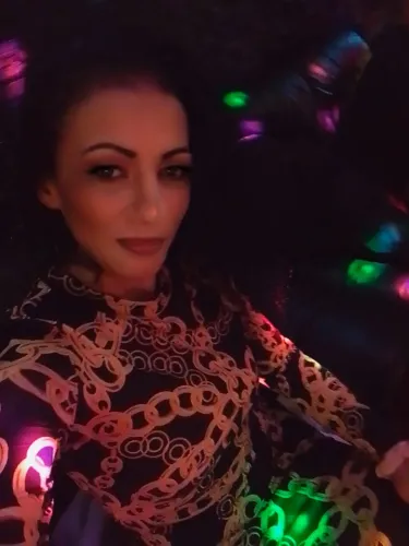 Beata: Erotická masáže – Praha