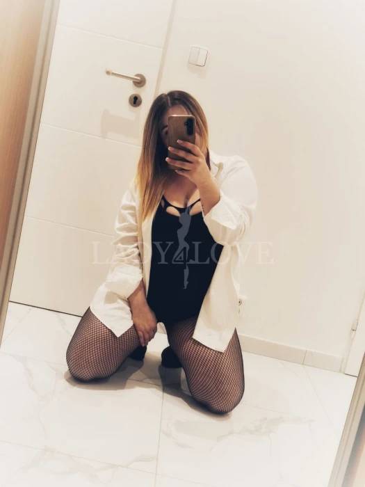 Escort Model photos Vanessa