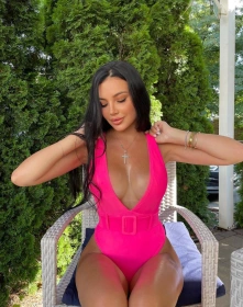 Escort Model photos Emily