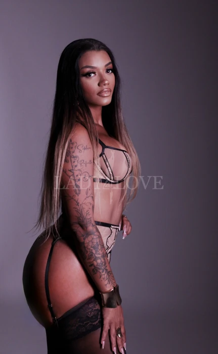 Escort Model photos Sammy