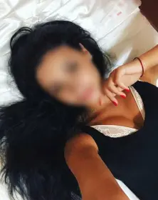 Escort Model photos Emily