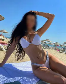 Escort Model photos Emily