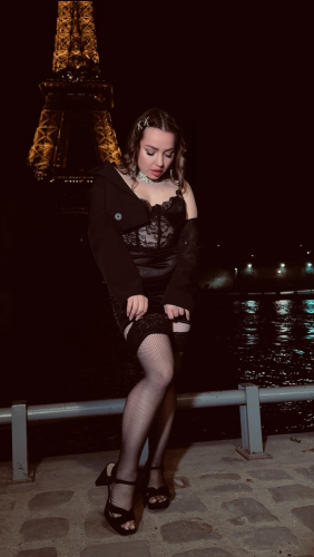 Escort Model Jj Photos