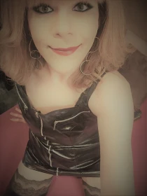 Фот ографии – эскорт-модель для секса Trans CZECH  Lind@ Prague