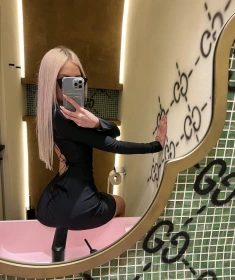 Escort Model photos VANESSA