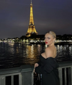 Escort Model photos VANESSA