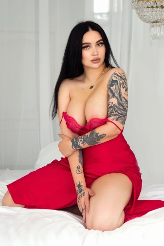 Escort Model Darsi Devil Photos