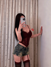 Escort Model photos Anna
