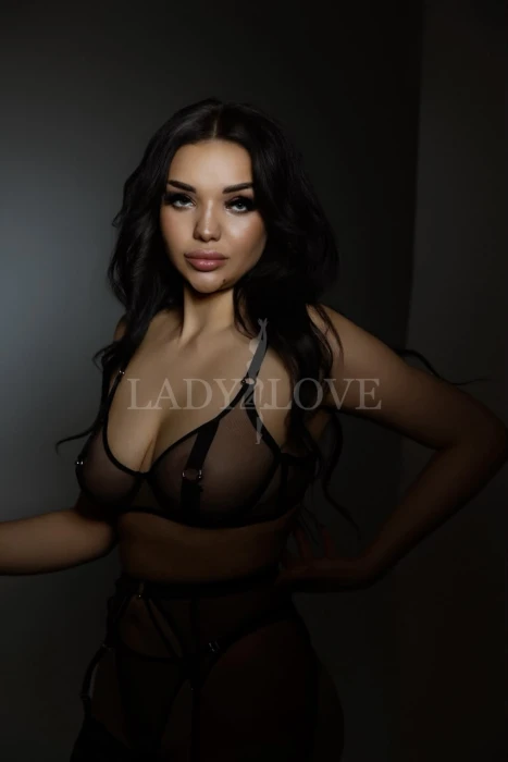 Фотографии – эскорт-модель для секса Tina