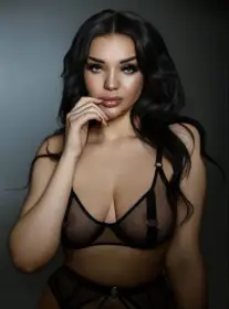 Escort Model photos Tina