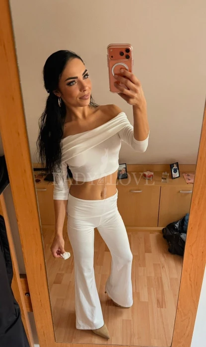 Escort Model photos Sofia Gatto