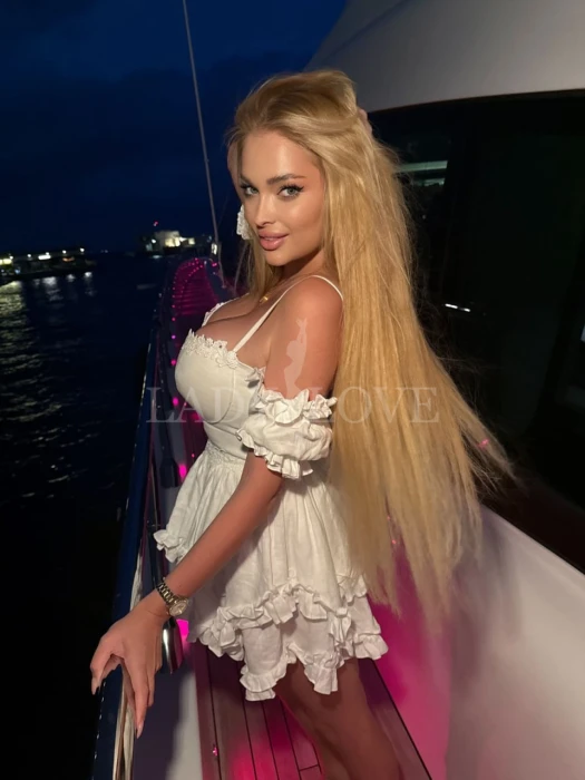 Fotky – Holka na sex Lola