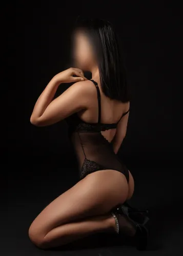 Holka na sex Kim – Česko