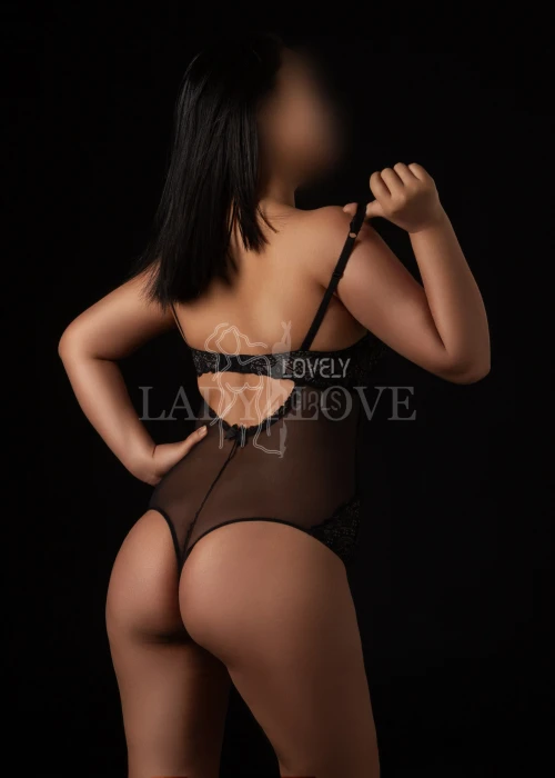 Escort Model photos Kim