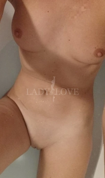 Фотографии – эскорт-модель для секса Češka Laura