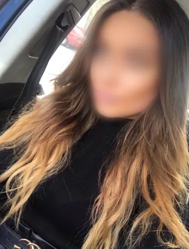 Holka na sex Sara – Česko