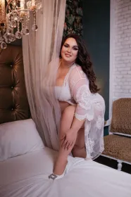 Фотографии – эскорт-модель для секса Češka Petula