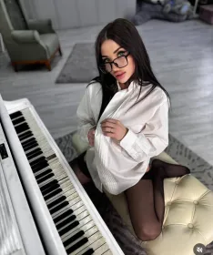 Escort Model for Sex – Photos Adriana